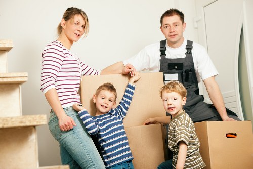 Expert packing services ensuring the safety of belongings