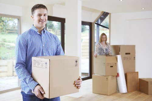 Mover estimating cubic-yard space for household items