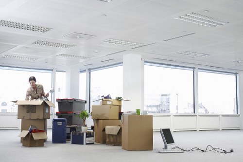 Packing and moving boxes for a Highbury house relocation