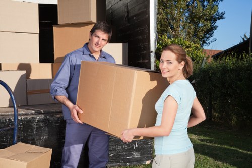 Efficient removal vehicles from Highbury Removals